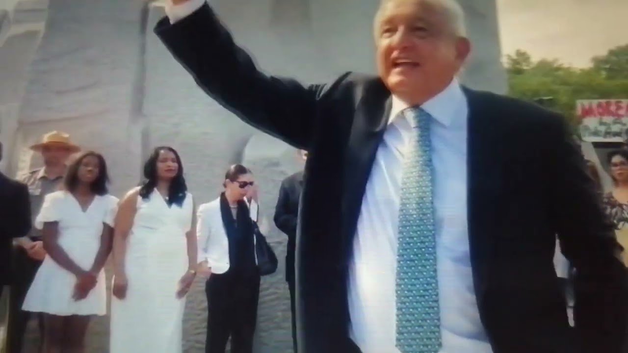 AMLO rinde homenaje a Franklin D Roosevelt y Martin Luther King en sus monumentos en Washington