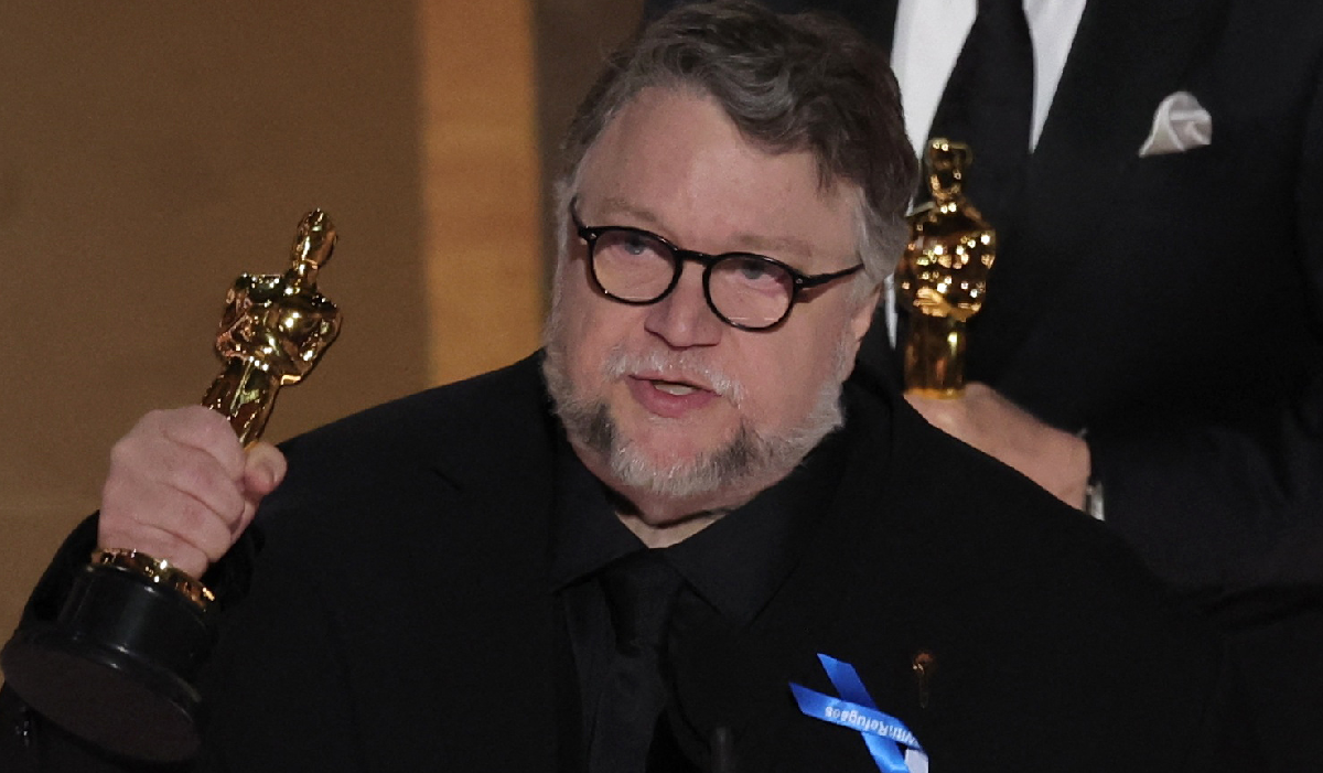 Guillermo-del-Toro-triunfo-en-la-ceremonia-de-los-Oscars-_-Foto_-Reuters