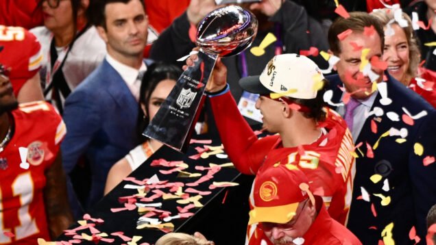 Patrick-Mahomes-Chiefs-Super-Bowl-campeon