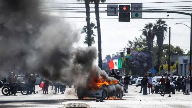 envia-trump-2-mil-guardias-a-los-angeles-contra-insurreccion_c3213c2a-751d-4f8f-ba92-5b802df5c01a_media