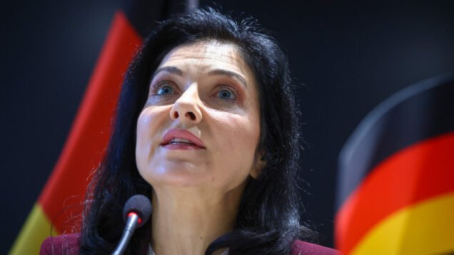 6978b5ac59bf5b174f34531d