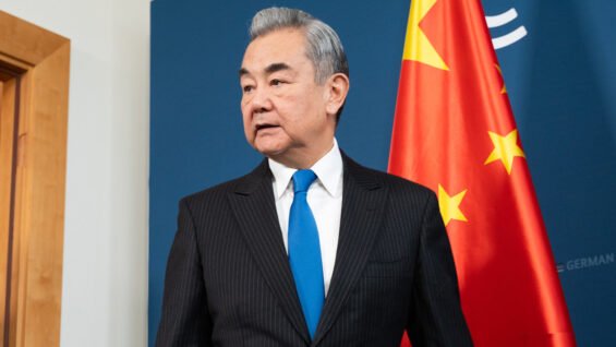 69dfbd1ae9ff716ca96f076b