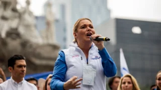 desaira-maru-campos-reunion-en-la-camara-alta-hay-indagatorias-en-curso_c0b2f8a6-b9c4-493d-bba6-c9ffe623cc54_medialjnimgndimage=fullsize